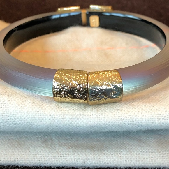 Alexis Bittar Lucite hammered gold Hinge bracelet - Picture 6 of 10